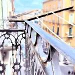 Grande & Favoloso Vicino Il Museo Madre
